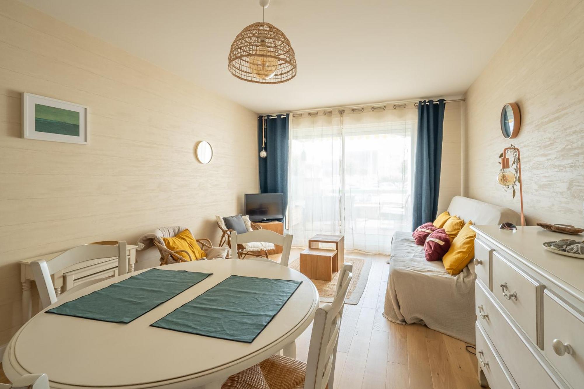 Agreable Appartement Et Terrasse A 2 Pas De La Mer Wimereux Eksteriør billede
